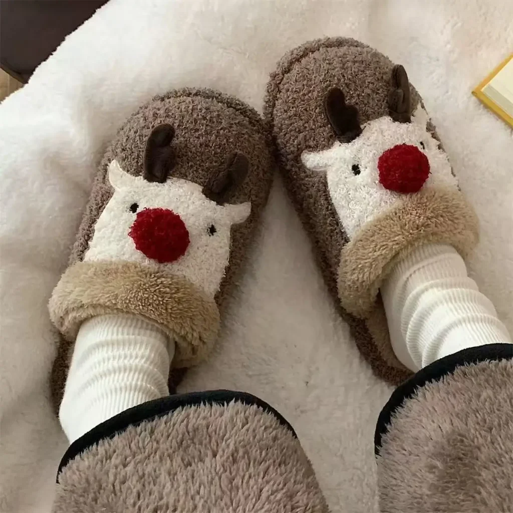 Cozy and Stylish Winter Slippers for Couples with Superior Grip and Comfort